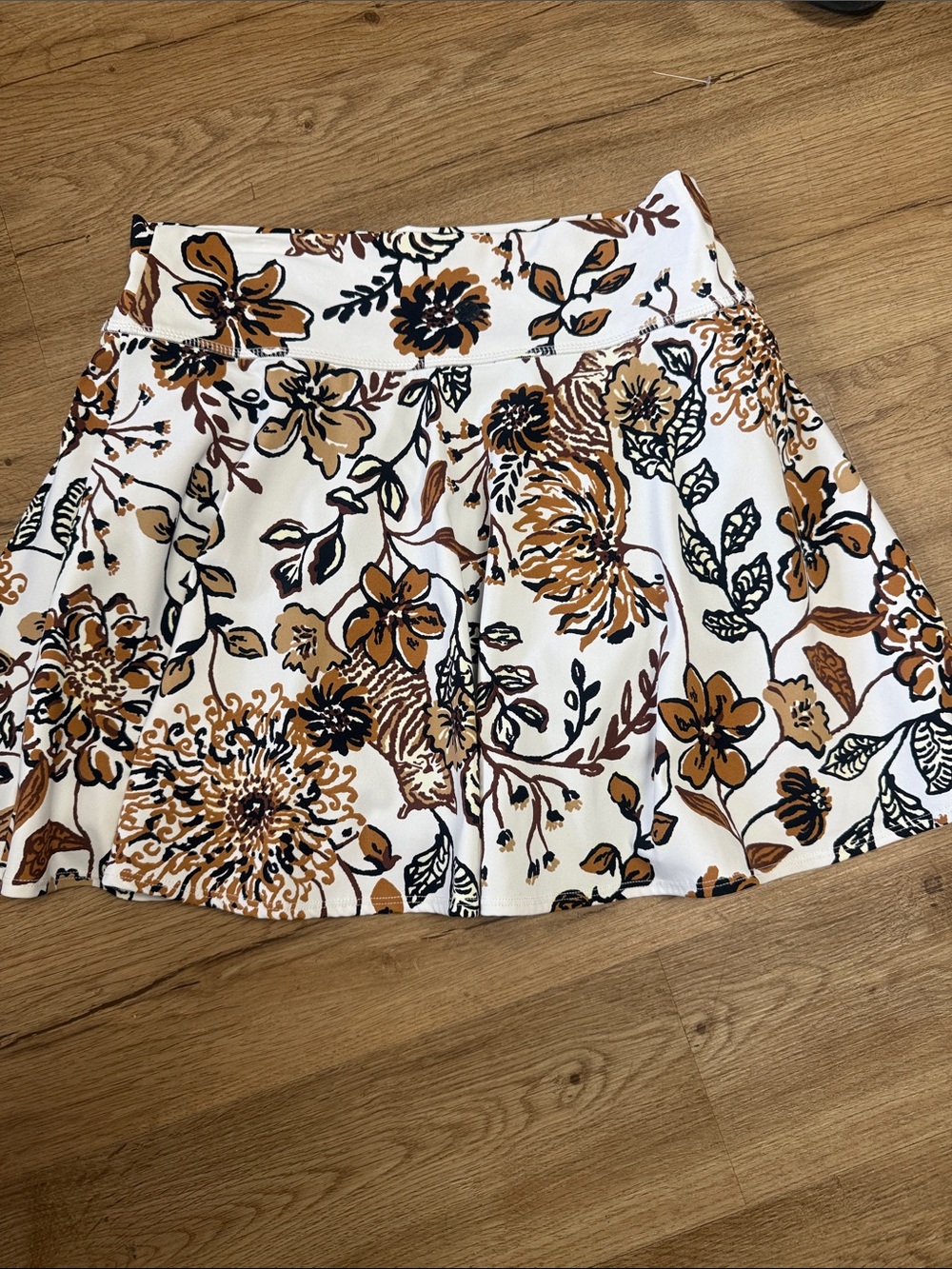 Lilly Pulitzer Luxletic Tennis Skort Size M NWOT - Picture 4 of 4